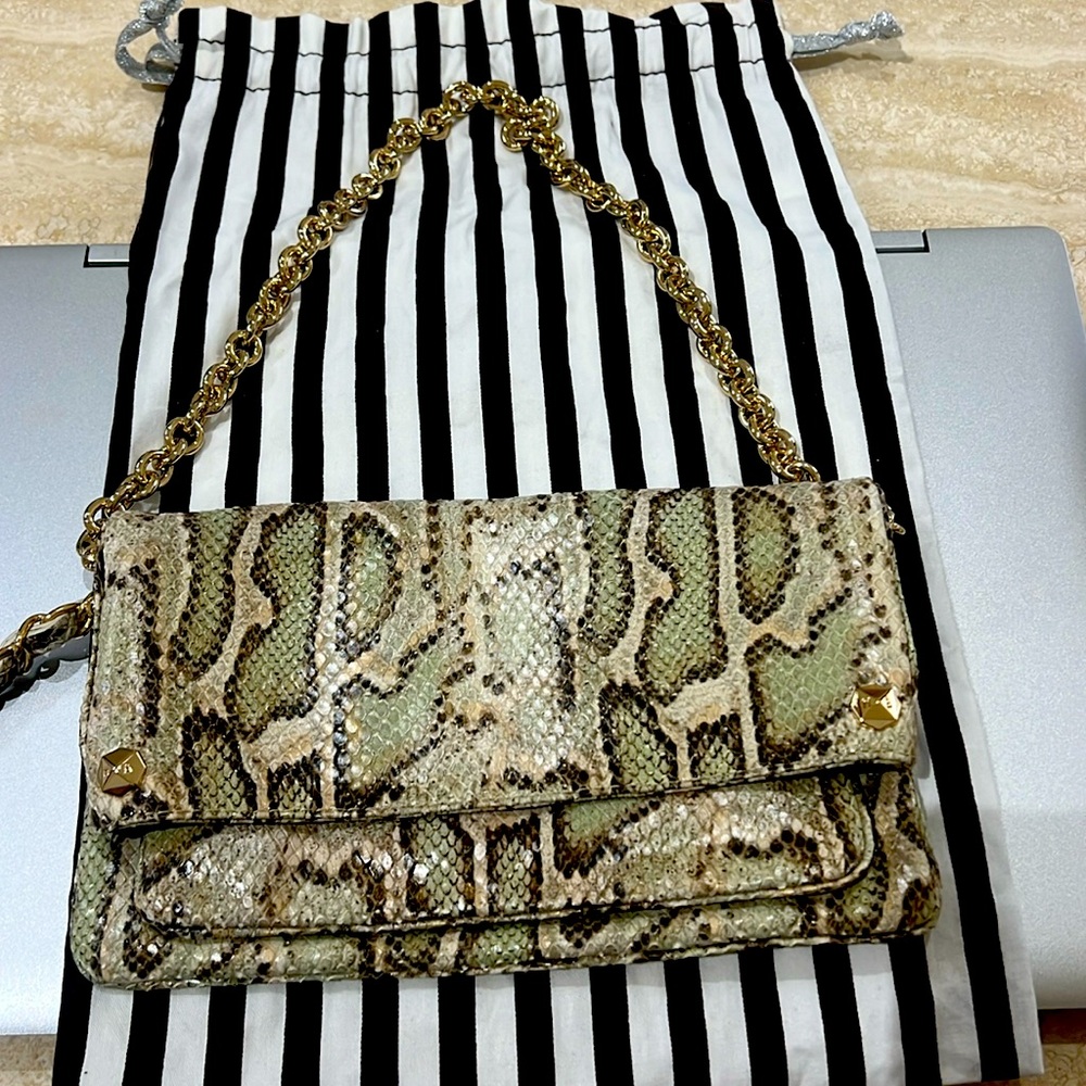 Henri Bendel Snake Print Beige Clutch Shoulder Strap Purse Bag new without tag.